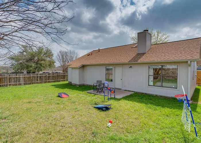 Pet-friendly With Fenced Yard! Hotel 3*