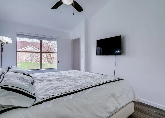 Hotel Pet-friendly With Fenced Yard! Round Rock